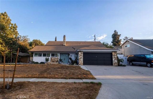 256 E Mission, Corona, CA 92879