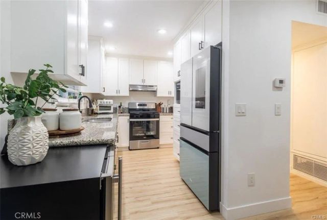 256 E Mission, Corona, CA 92879