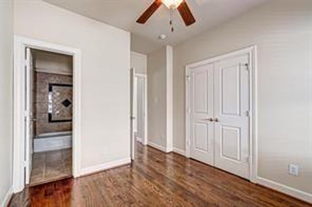 5813 Washington Avenue B, Houston, TX 77007