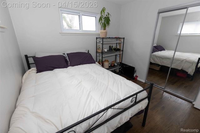 29361 Mark Avenue, Madison Heights, MI 48071