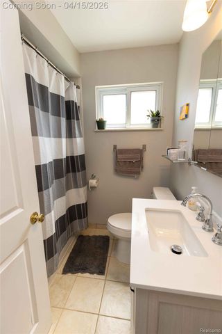 29361 Mark Avenue, Madison Heights, MI 48071