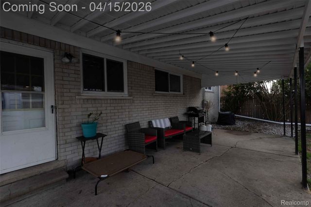 29361 Mark Avenue, Madison Heights, MI 48071