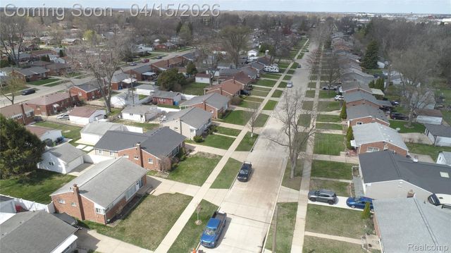 29361 Mark Avenue, Madison Heights, MI 48071