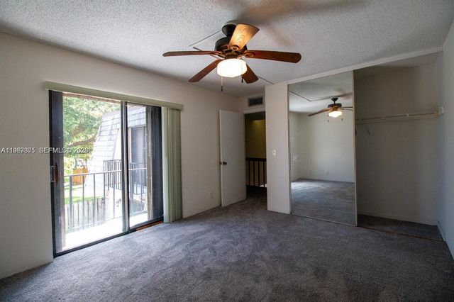 351 Lake Arbor Dr, Palm Springs, FL 33461