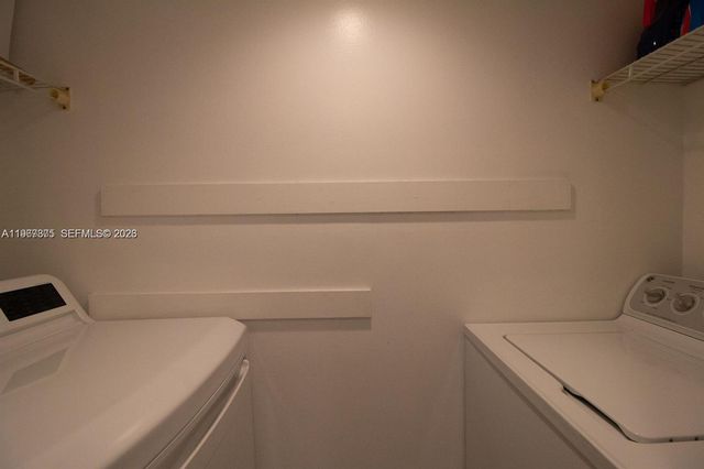 351 Lake Arbor Dr, Palm Springs, FL 33461