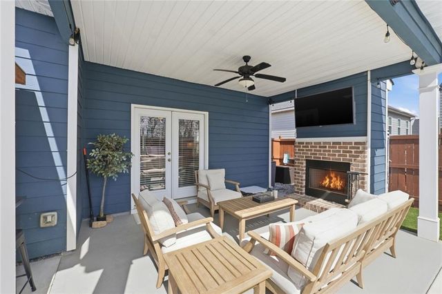 528 Glen Abbey Circle, Mableton, GA 30126