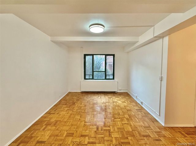 1651 Metropolitan Avenue MB, Bronx, NY 10462