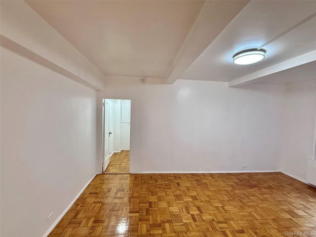 1651 Metropolitan Avenue MB, Bronx, NY 10462
