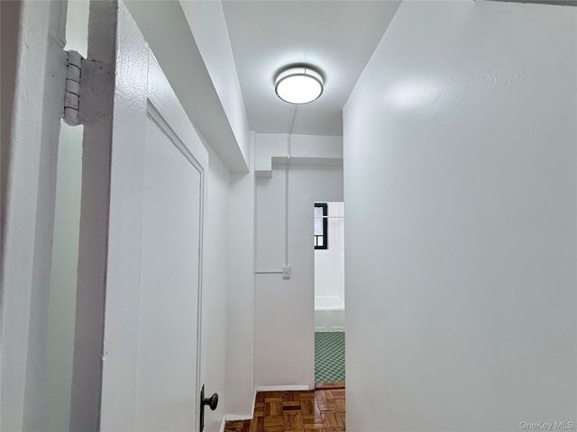 1651 Metropolitan Avenue MB, Bronx, NY 10462