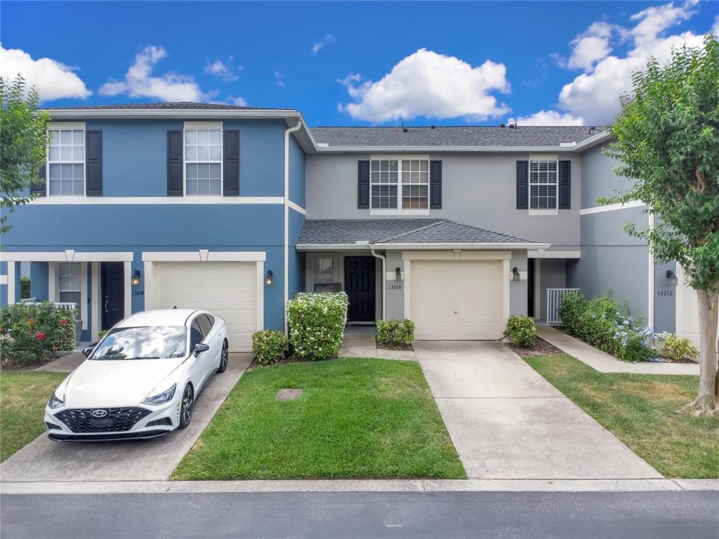 Image 2 of property listing at 13108 LEXINGTON SUMMIT STREET, Orlando, FL 32828