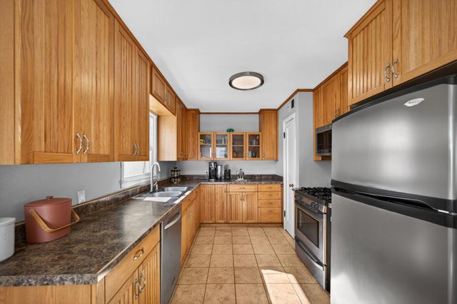 5614 7th Ave, Sacramento, CA 95820