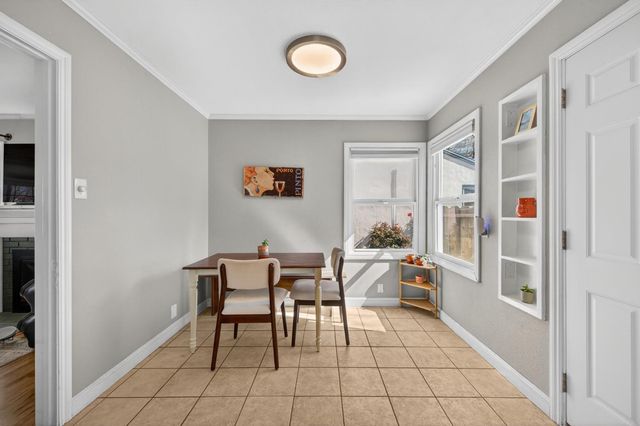 5614 7th Ave, Sacramento, CA 95820