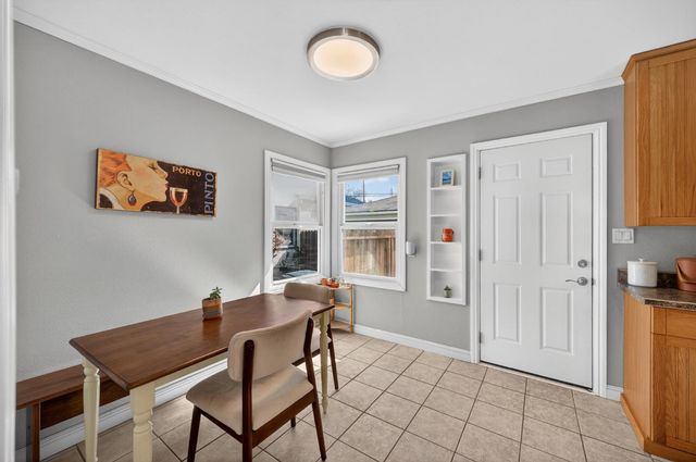 5614 7th Ave, Sacramento, CA 95820