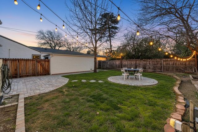 5614 7th Ave, Sacramento, CA 95820