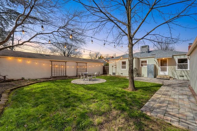 5614 7th Ave, Sacramento, CA 95820