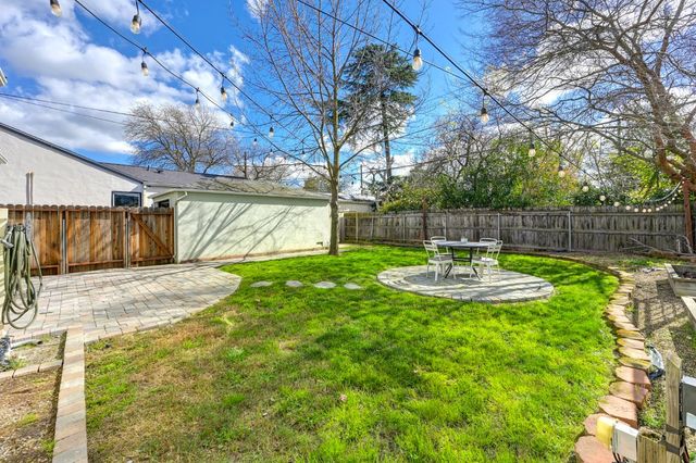 5614 7th Ave, Sacramento, CA 95820