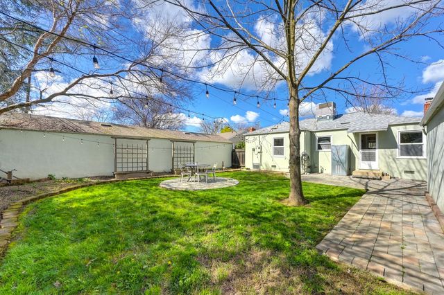 5614 7th Ave, Sacramento, CA 95820