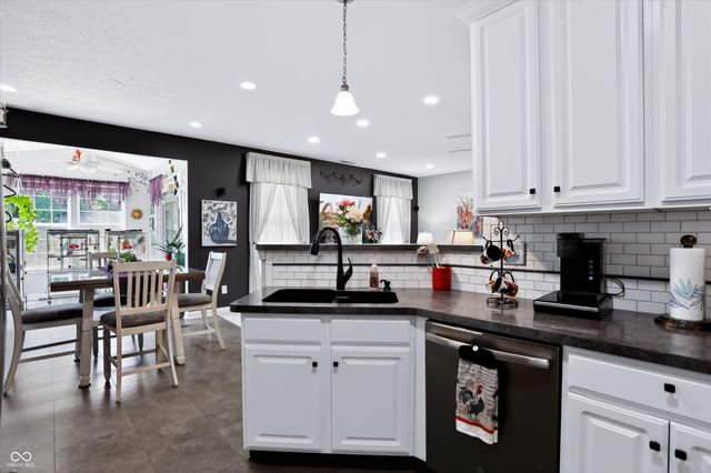 5943 Copeland Mills Drive, Indianapolis, IN 46221