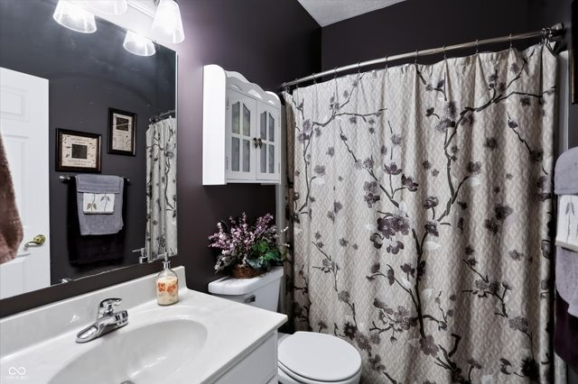 5943 Copeland Mills Drive, Indianapolis, IN 46221