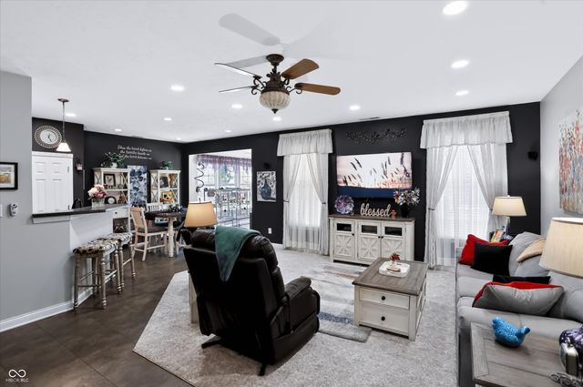 5943 Copeland Mills Drive, Indianapolis, IN 46221
