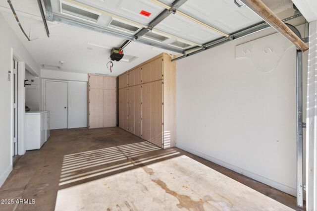 10417 N 95TH Drive A, Peoria, AZ 85345