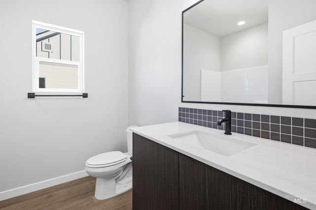 6959 S Harvest Cove Ave, Boise, ID 83709