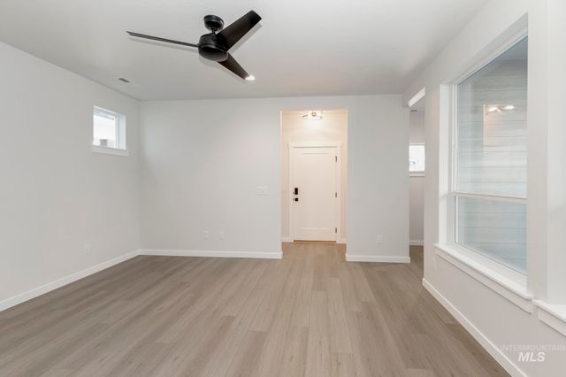 6959 S Harvest Cove Ave, Boise, ID 83709