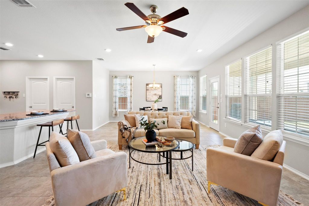 331 Alamosa DR, Georgetown, TX 78626