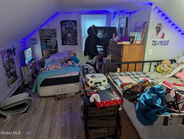 636 Clinton Avenue, Albany, NY 12206