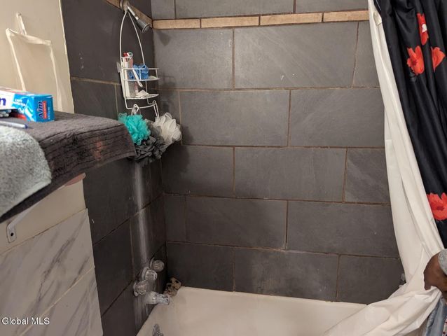 636 Clinton Avenue, Albany, NY 12206