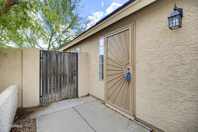 5225 W BOSTON Way N, Chandler, AZ 85226
