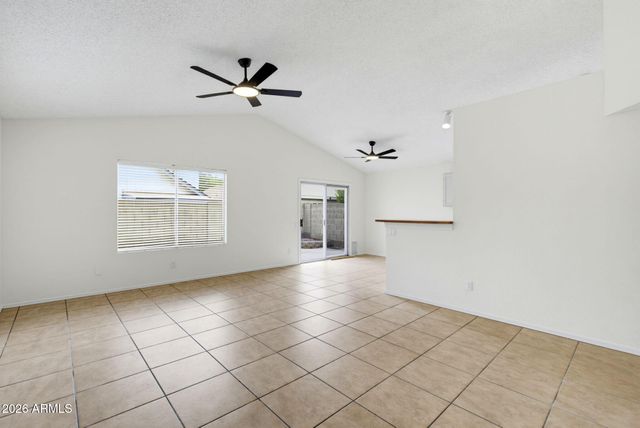 5225 W BOSTON Way N, Chandler, AZ 85226