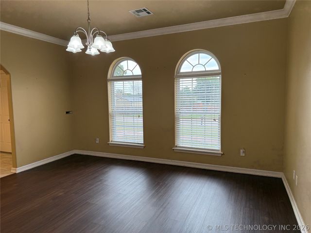 607 Nelson, Mcalester, OK 74501