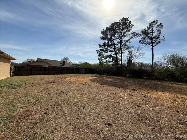 607 Nelson, Mcalester, OK 74501