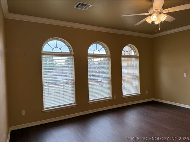 607 Nelson, Mcalester, OK 74501