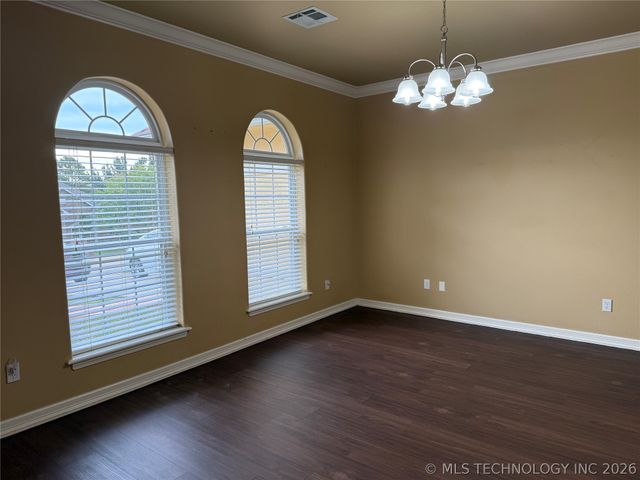 607 Nelson, Mcalester, OK 74501