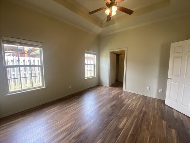 2311 N Cornwall Avenue, Fayetteville, AR 72704
