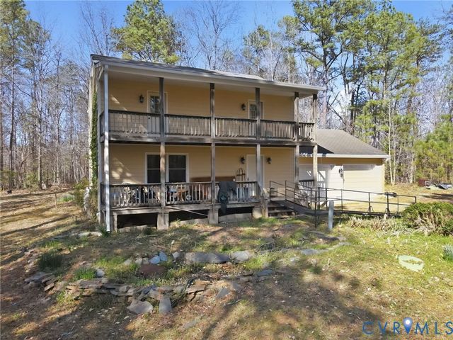 16391 Gun Barrel Rd, Beaverdam, VA 23192