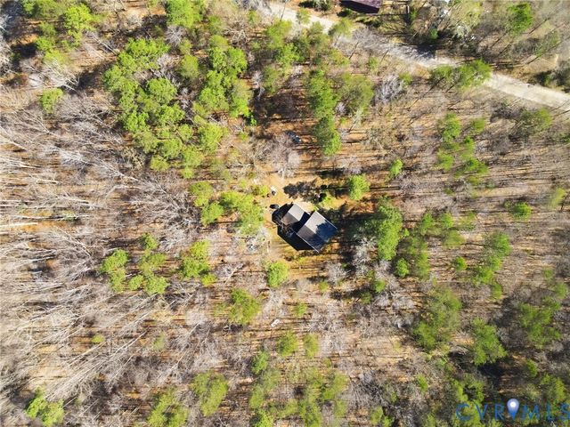 16391 Gun Barrel Rd, Beaverdam, VA 23192