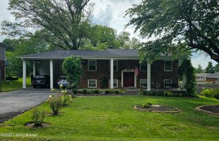 102 Sunset Dr, La Grange, KY 40031