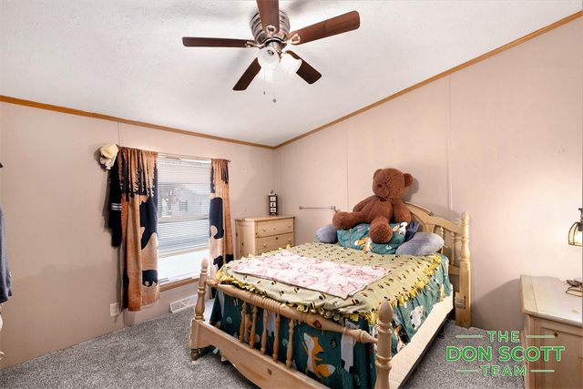 13633 Iris Lane, Cedar Springs, MI 49319