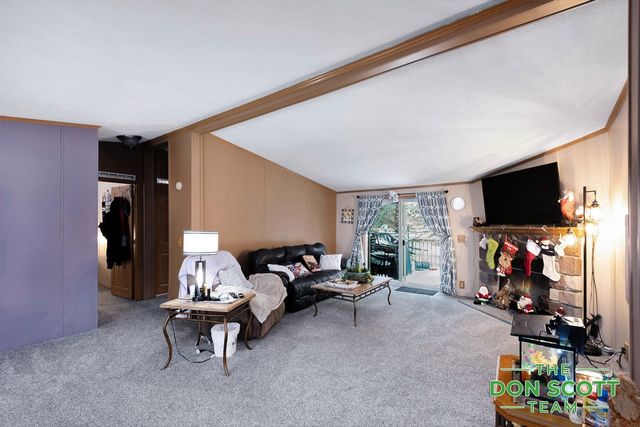 13633 Iris Lane, Cedar Springs, MI 49319