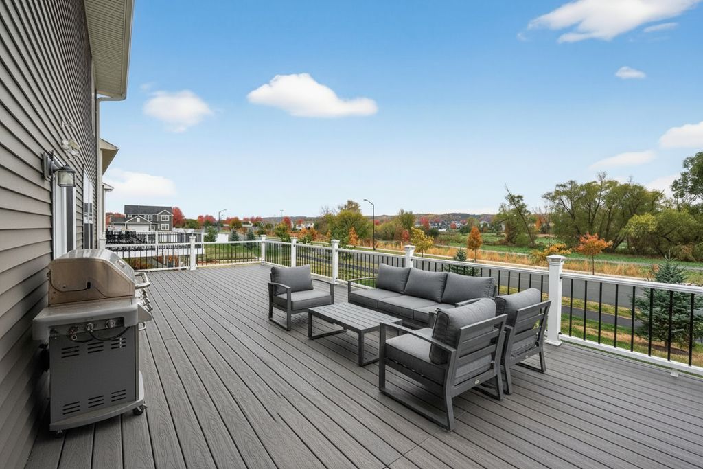 7450 Ridge Creek Trail, Shakopee, MN 55379