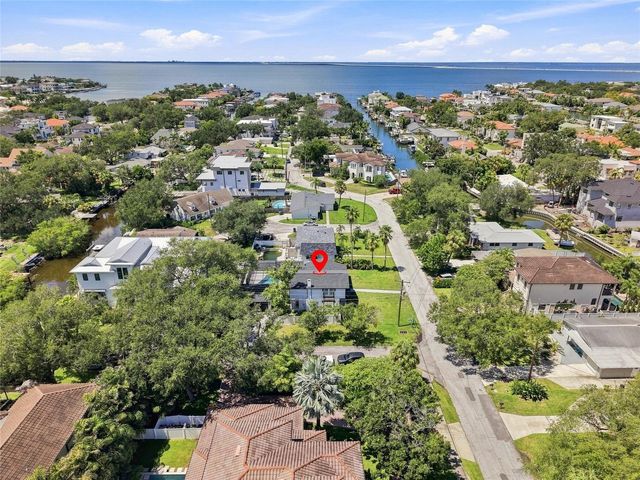 4902 W SAN RAFAEL STREET, Tampa, FL 33629