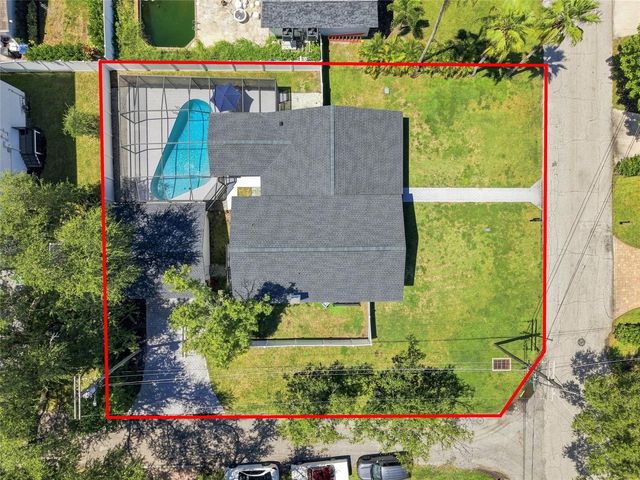 4902 W SAN RAFAEL STREET, Tampa, FL 33629