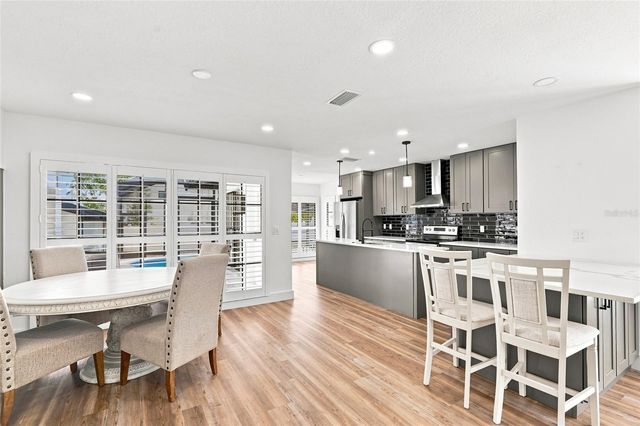 4902 W SAN RAFAEL STREET, Tampa, FL 33629