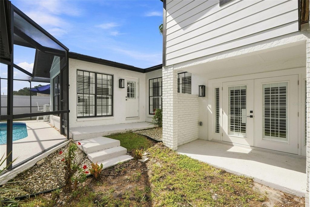 Image 32 of property listing at 4902 W SAN RAFAEL STREET, Tampa, FL 33629