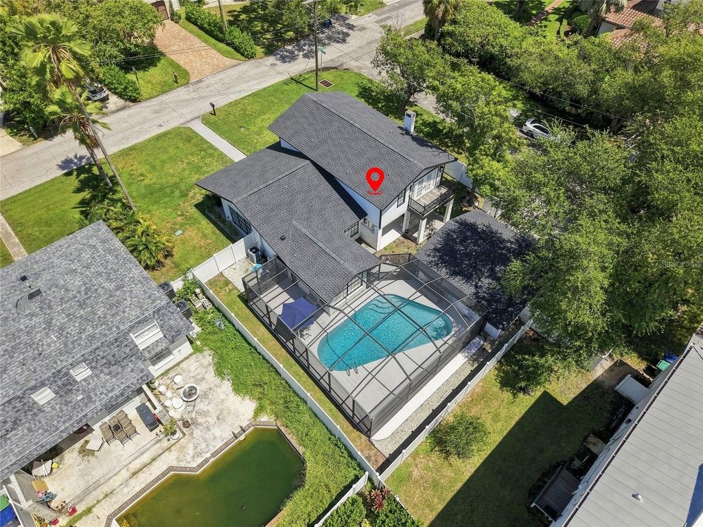 Image 36 of property listing at 4902 W SAN RAFAEL STREET, Tampa, FL 33629