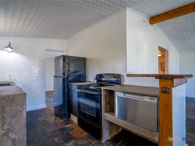 103 Chism Street, Burnet, TX 78611