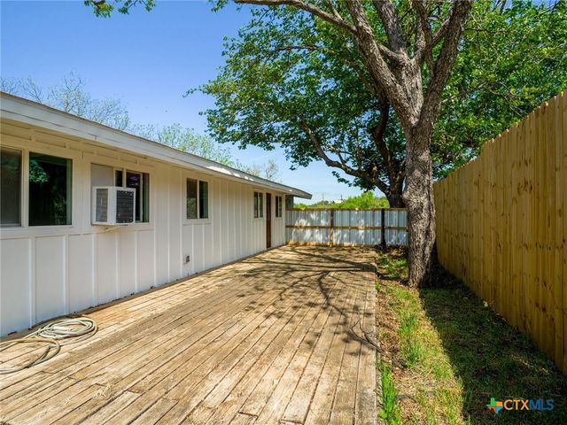 103 Chism Street, Burnet, TX 78611